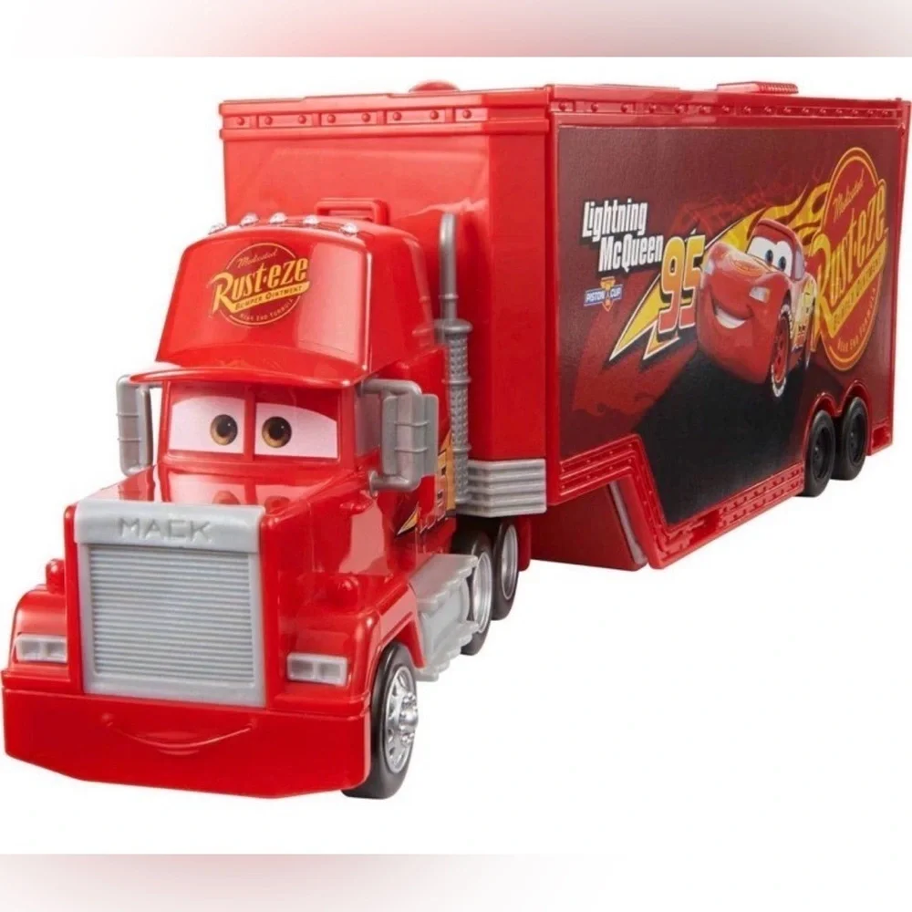 Disney Pixar Cars Transforming Mack Playset, 2-in-1 toy Truck & Tune-Up Station